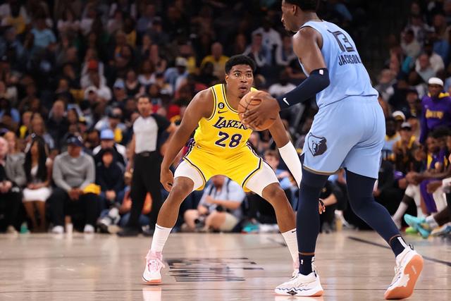 王欣瑜为什么可以替补参赛