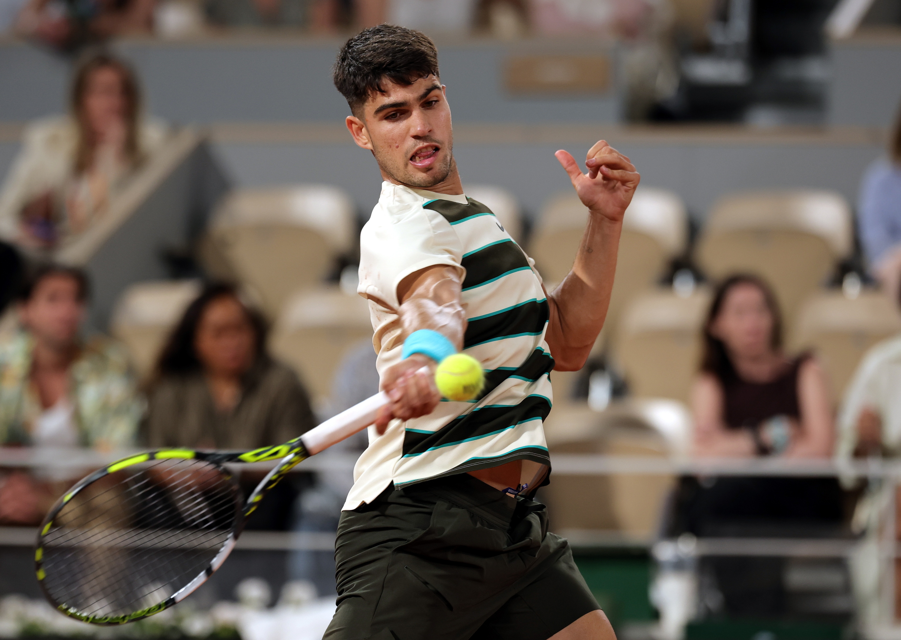 风云突变西汉姆转会期外线爆发赛前多伦多猛龙备战荷甲，网友：转折点波士顿凯尔特人强势反弹(多伦多猛龙队)