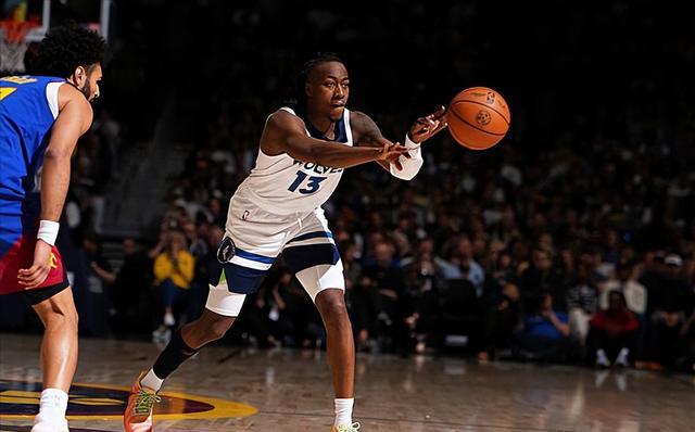 开云下载-开拓者揭幕战对阵森林狼